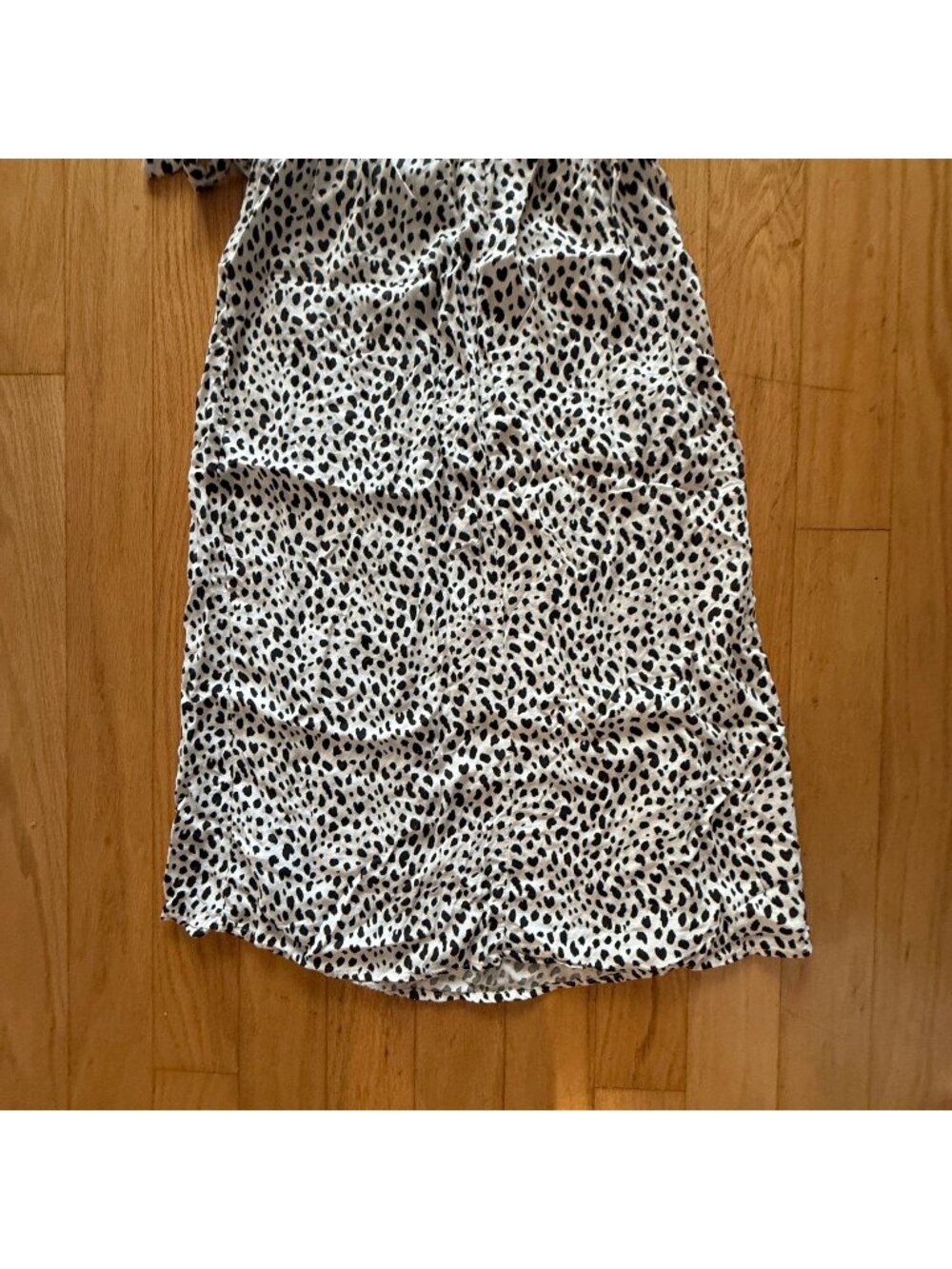 Urban Romantics Women's Large Spotted Wrap Around Midi Rayon Skirt